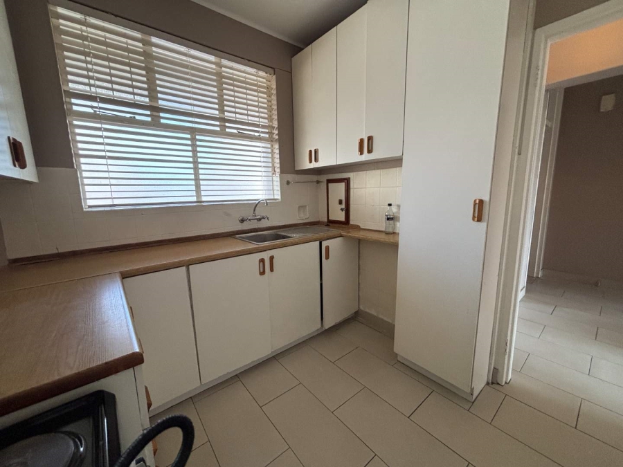 2 Bedroom Property for Sale in Three Anchor Bay Western Cape